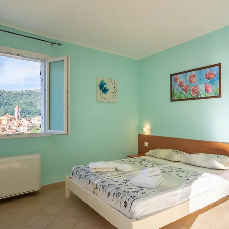 Ca' Di Nonni - Ptb154 By Interhome Pietrabruna